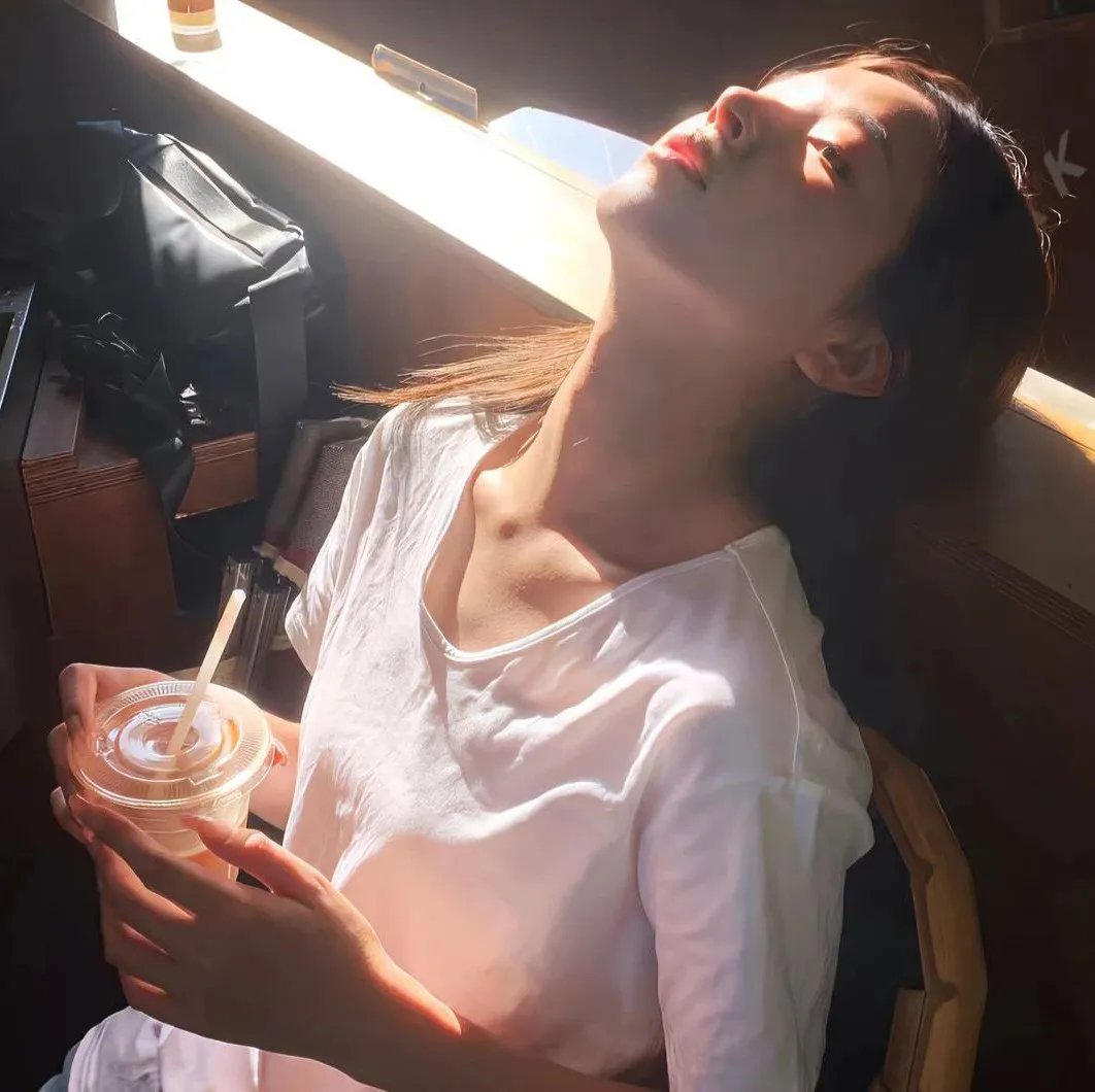 超级食人鱼